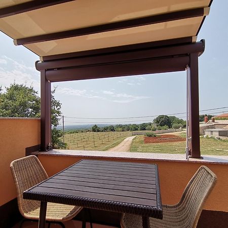 Apartament Magnavisum Kaštelir Zewnętrze zdjęcie